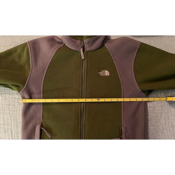 The North Face Green and Gray Fleece Jacket - Picture 5 of 6